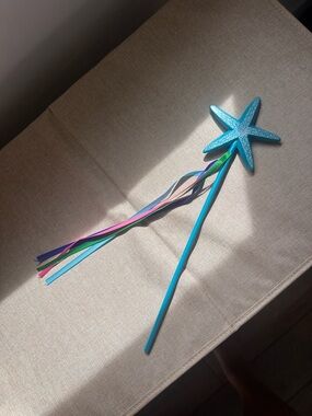 Blue Starfish Ribbon Wand